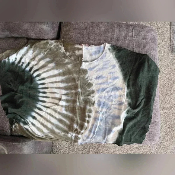 Wearables Tie Dye Poncho L - Picture 1 of 4